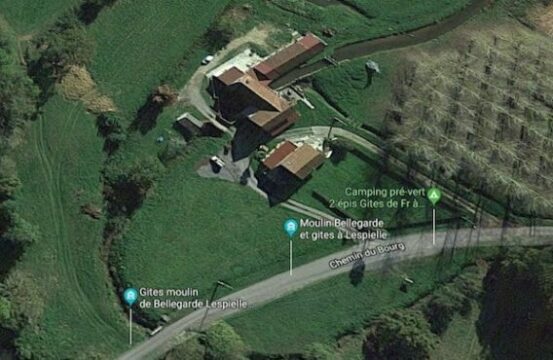 Plan aérien du camping, du moulin, et des gites